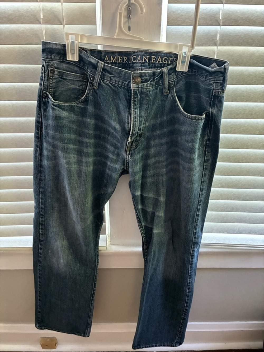 American Eagle Outfitters Men's Faded Blue Denim Jeans